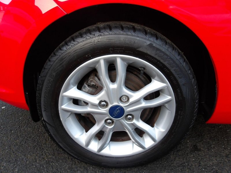 FORD FIESTA