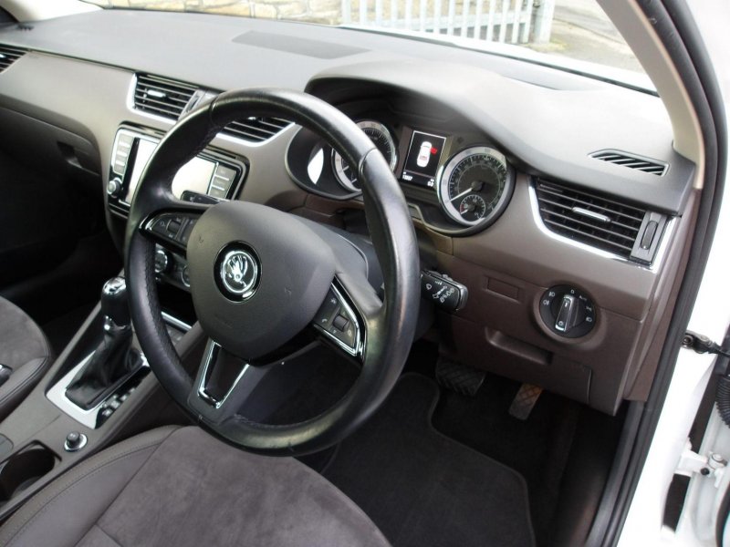 SKODA OCTAVIA