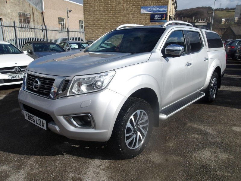 NISSAN NAVARA