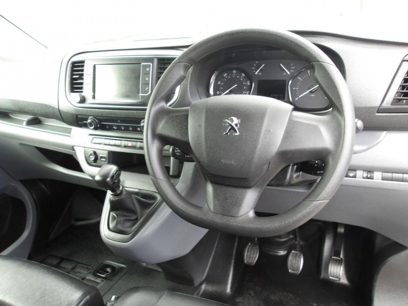 PEUGEOT EXPERT