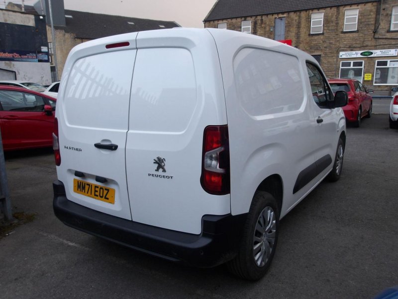 PEUGEOT PARTNER