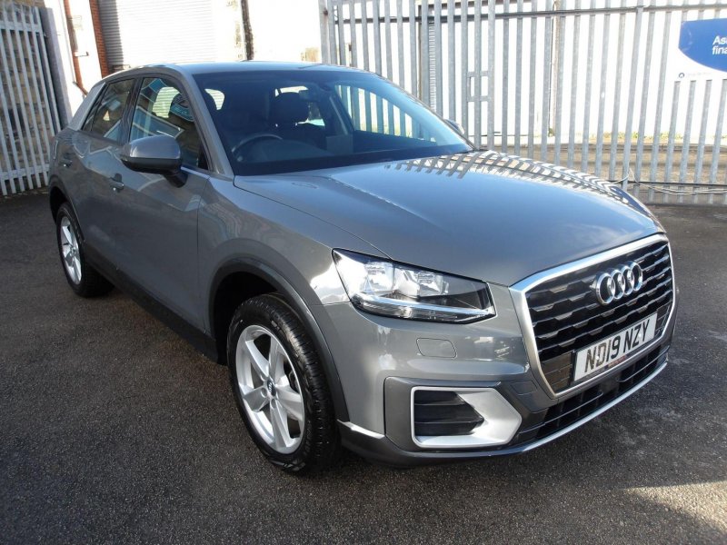 AUDI Q2