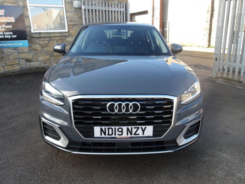 AUDI Q2