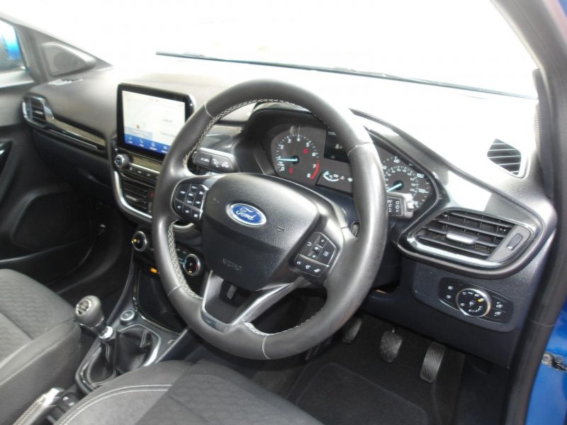 FORD PUMA