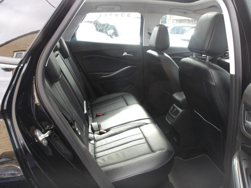 VAUXHALL GRANDLAND X