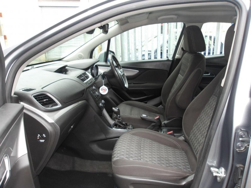 VAUXHALL MOKKA